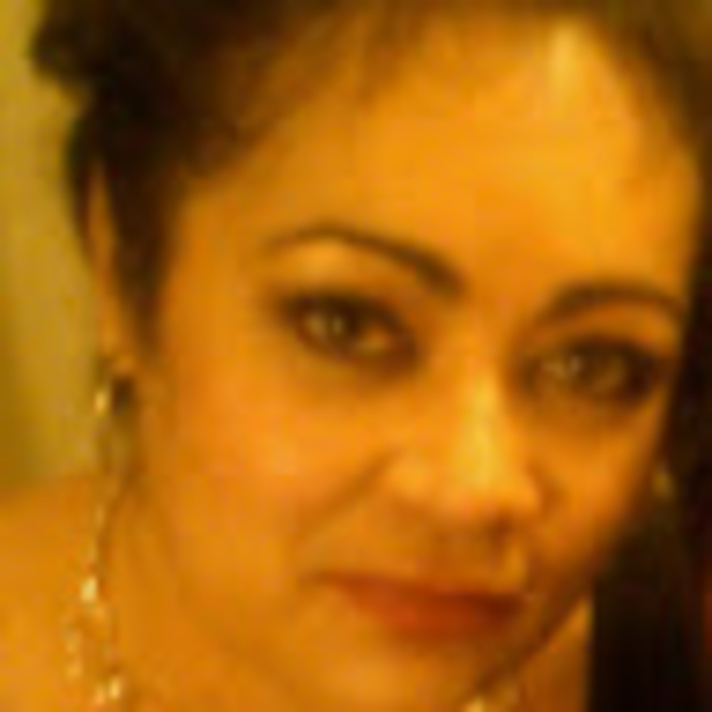 Meet your Posher, Desiree